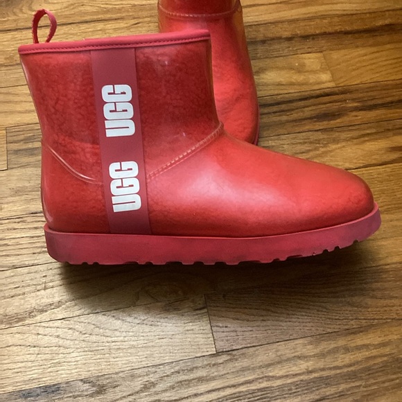 Hibiscus clear Uggs with matching Fanny pack bag - Picture 5 of 15